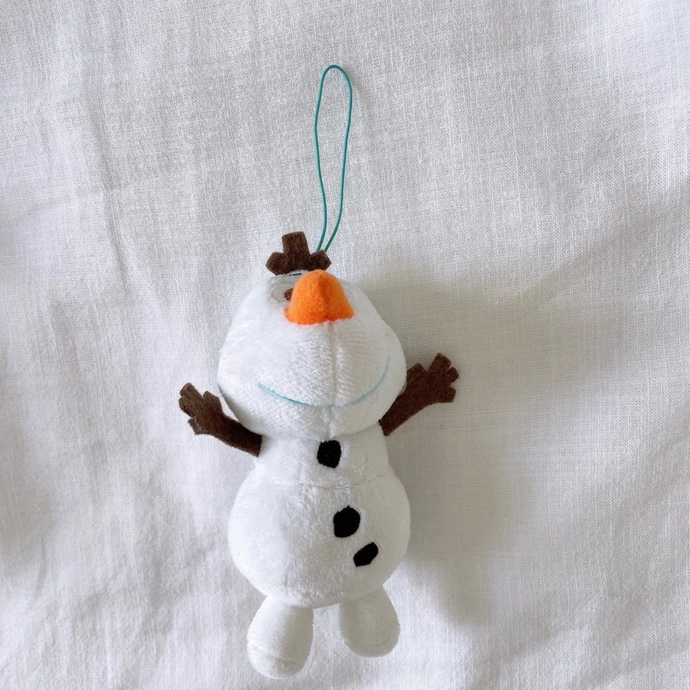 Olaf keychain